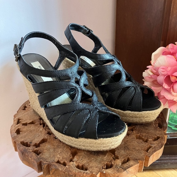 Vera Wang Wedge Platform Sandals-Good Used Condition - Picture 4 of 10